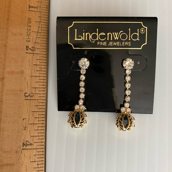 Lindenwold Fine Jewelers Costume Jewelry Cubic Zirconia Dangle Earrings - Picture 2 of 3